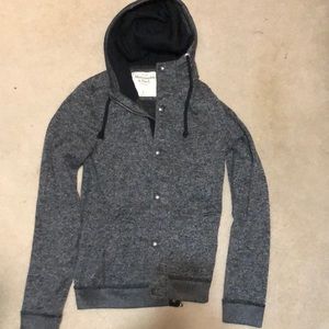 Men’s A&F sweater